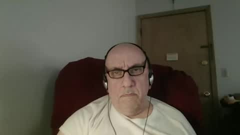 Tom online show from May 2026 11:47:01 PM
