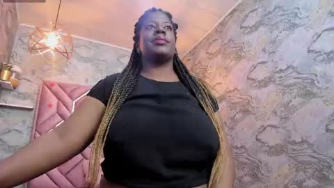Nefer  online show from May 2026 05:31:02 PM
