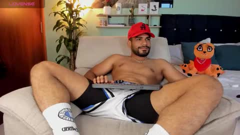 NEGAN  online show from February 2026 10:52:02 PM