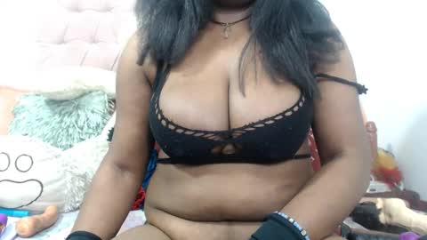 negrabig 38 online show from October 2025 04:57:02 AM