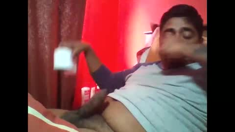 negritoo_2503 online show from November 2025 11:53:02 AM