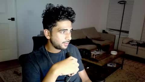 Snapshot of neilsing chatting on October 2025 05:27:01 AM neil online show from October 2025 05:27:01 AM