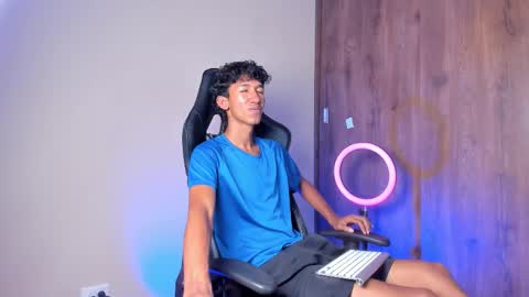 Snapshot of neitan_miller chatting on February 2026 07:20:02 PM neitan online show from February 2026 07:20:02 PM