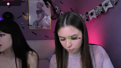 Snapshot of nekky_mouse chatting on October 2025 05:31:02 PM Meow online show from October 2025 05:31:02 PM