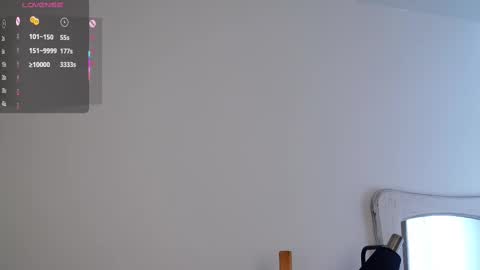 Snapshot of neldaaskins chatting on February 2025 04:58:01 AM Lana online show from February 2025 04:58:01 AM