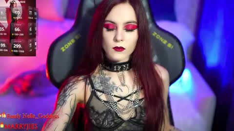 Snapshot of nelle_ chatting on November 2025 05:02:02 PM online show from November 2025 05:02:02 PM