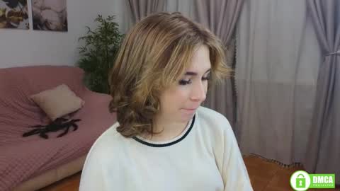 Snapshot of nellie_moans chatting on November 2025 02:13:01 PM Nellie online show from November 2025 02:13:01 PM