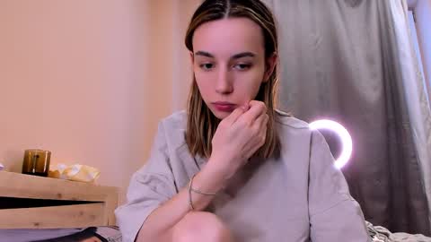 nelly_yy online show from February 2025 12:57:02 PM