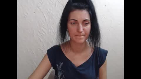 Nensy online show from February 2026 12:01:02 PM