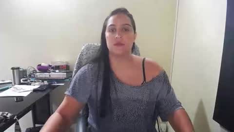 kelly lopez online show from November 2025 02:31:02 PM