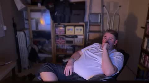 Snapshot of neofleet chatting on October 2025 10:58:01 PM Alex online show from October 2025 10:58:01 PM