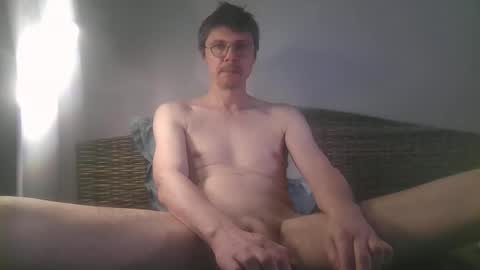 Snapshot of neohburg chatting on April 2026 12:14:02 PM neohburg online show from April 2026 12:14:02 PM
