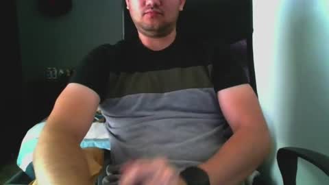 Snapshot of nerdxxx94 chatting on June 2026 04:44:01 PM MrBull online show from June 2026 04:44:01 PM