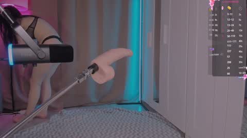 Lina Liza Emily and Grace online show from February 2026 02:02:01 PM