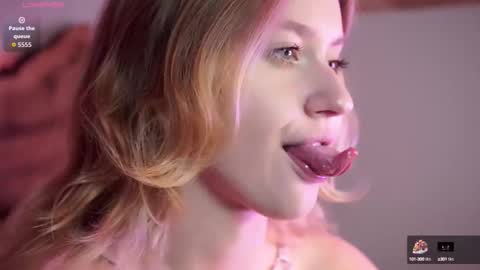 Nerissa online show from October 2025 08:08:02 PM