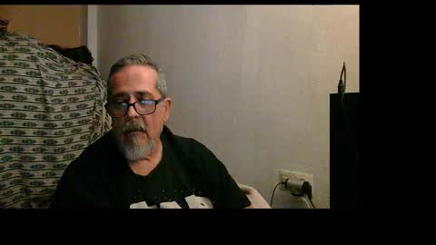 Snapshot of neron401 chatting on November 2025 09:48:02 PM neron401 online show from November 2025 09:48:02 PM