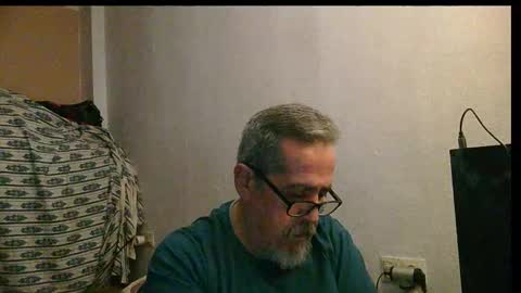 Snapshot of neron401 chatting on November 2025 08:52:01 PM neron401 online show from November 2025 08:52:01 PM