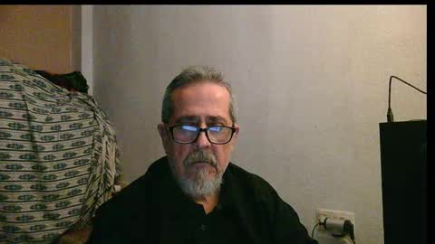 Snapshot of neron401 chatting on November 2025 09:24:02 PM neron401 online show from November 2025 09:24:02 PM