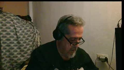 Snapshot of neron401 chatting on November 2025 01:16:01 AM neron401 online show from November 2025 01:16:01 AM