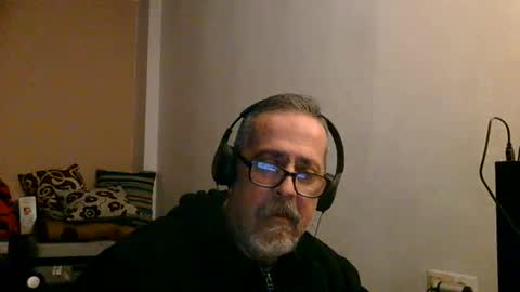 Snapshot of neron401 chatting on December 2025 05:24:02 AM neron401 online show from December 2025 05:24:02 AM