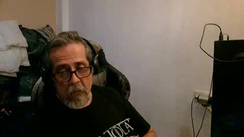 neron401 online show from April 2026 02:40:02 AM