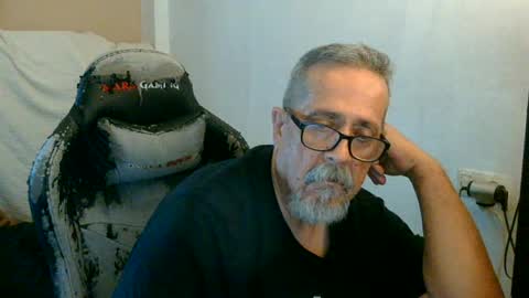 Snapshot of neron401 chatting on June 2026 01:19:02 PM neron401 online show from June 2026 01:19:02 PM