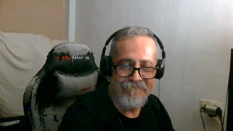 Snapshot of neron401 chatting on June 2026 01:38:02 AM neron401 online show from June 2026 01:38:02 AM