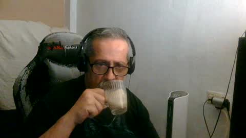 Snapshot of neron401 chatting on July 2026 11:44:02 PM neron401 online show from July 2026 11:44:02 PM