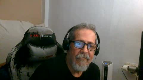 Snapshot of neron401 chatting on July 2026 01:58:33 AM neron401 online show from July 2026 01:58:33 AM