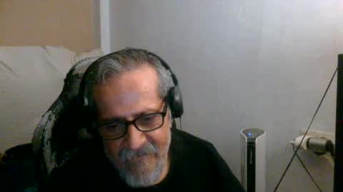 Snapshot of neron401 chatting on July 2026 12:42:01 AM neron401 online show from July 2026 12:42:01 AM