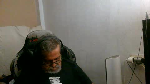 Snapshot of neron401 chatting on July 2026 01:27:01 AM neron401 online show from July 2026 01:27:01 AM
