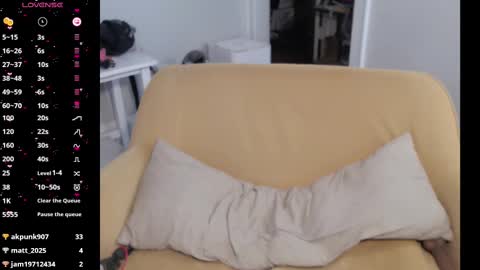 Nesia Loca Toronja online show from March 2025 07:42:02 PM