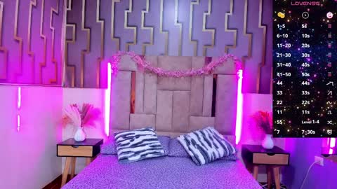 Nesli  online show from April 2026 01:44:02 PM