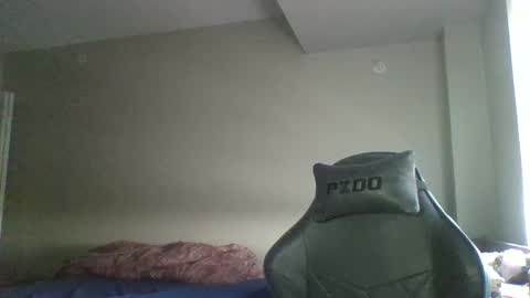 Nessie 005 online show from December 2024 10:13:01 PM