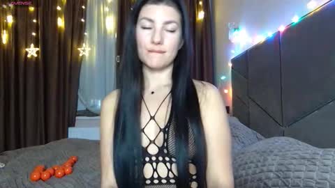 Snapshot of nessystar chatting on February 2026 04:10:02 PM Nessy online show from February 2026 04:10:02 PM