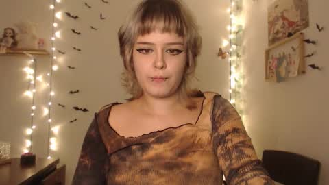 Snapshot of neurotic_witch chatting on September 2025 06:51:02 AM Mar online show from September 2025 06:51:02 AM