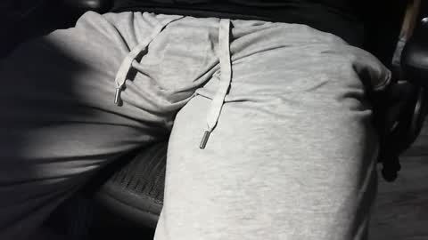 nevrsaynevr2000 online show from September 2025 08:31:02 PM