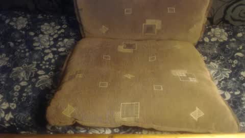 Lilly  online show from November 2025 06:16:02 AM