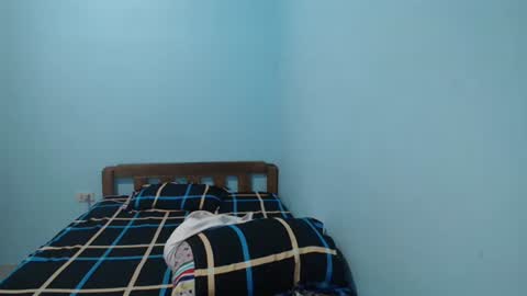 Snapshot of newest_star69 chatting on September 2025 02:00:02 AM Lucy Pearl online show from September 2025 02:00:02 AM