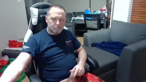 Snapshot of newvvorld chatting on February 2025 11:13:02 PM NewWorld online show from February 2025 11:13:02 PM