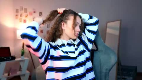 Snapshot of nexorine chatting on February 2026 01:40:02 PM Lilly online show from February 2026 01:40:02 PM