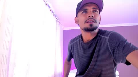 Snapshot of neyder_sanz chatting on February 2026 12:34:02 PM NEYDER online show from February 2026 12:34:02 PM