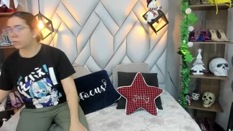 Milena online show from December 2024 01:07:02 PM