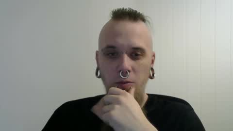 Snapshot of nezvers chatting on February 2025 05:15:01 PM YouPick online show from February 2025 05:15:01 PM