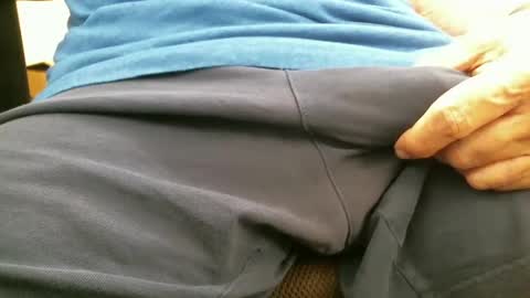 Snapshot of ngurth chatting on September 2025 09:15:01 PM ngurth online show from September 2025 09:15:01 PM