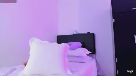 Snapshot of nia_16 chatting on January 2025 06:21:01 PM nia_16 online show from January 2025 06:21:01 PM