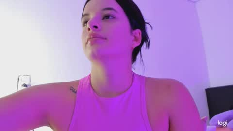 Snapshot of nia_16 chatting on February 2025 05:58:02 PM nia_16 online show from February 2025 05:58:02 PM