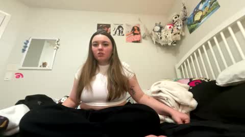 Snapshot of niaelsien chatting on December 2025 12:20:02 AM Nia online show from December 2025 12:20:02 AM