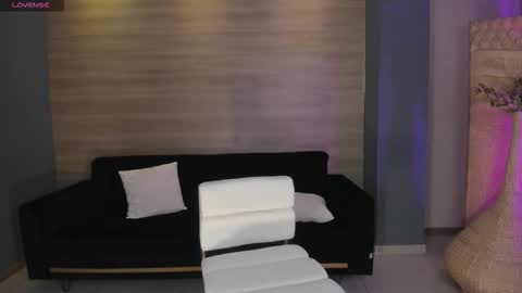 SQUIRTER DOLL    online show from February 2026 05:44:02 PM