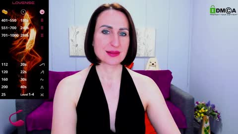 niasmithh online show from February 2025 04:24:02 PM